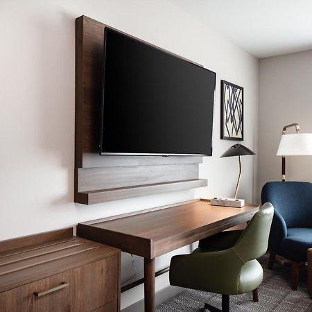 Staybridge Suites - Iowa City - Coralville By Ihg Dış mekan fotoğraf