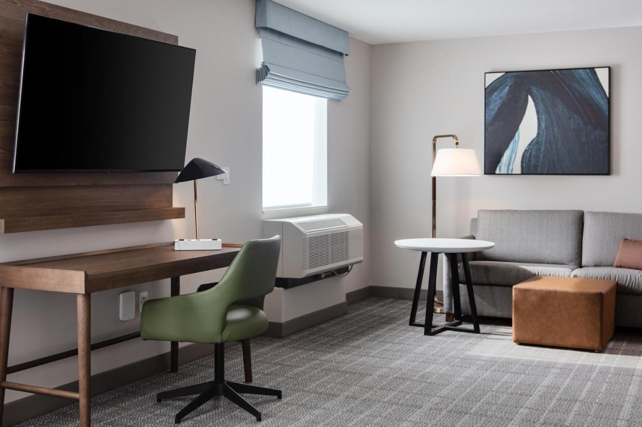 Staybridge Suites - Iowa City - Coralville By Ihg Dış mekan fotoğraf