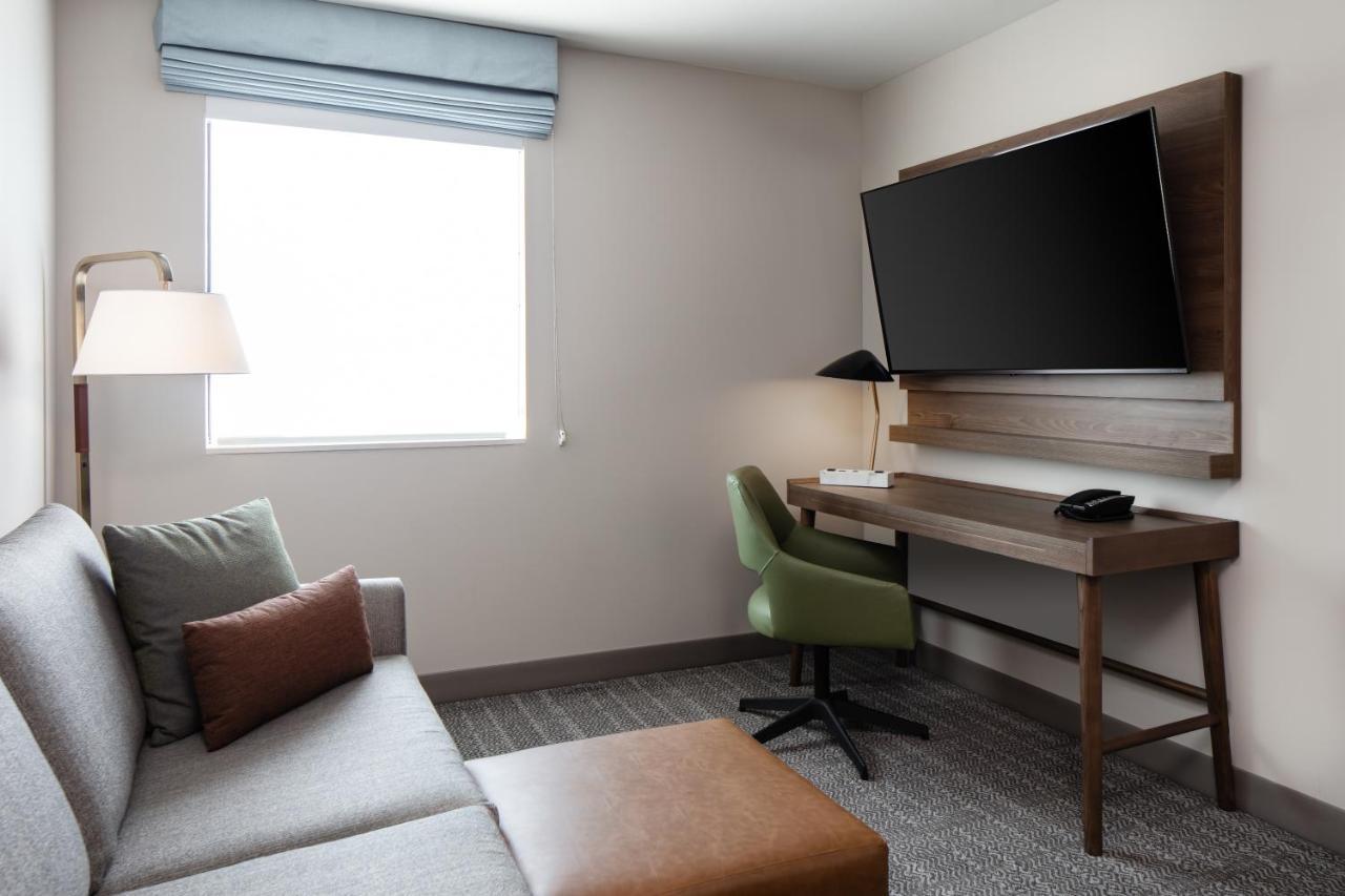 Staybridge Suites - Iowa City - Coralville By Ihg Dış mekan fotoğraf