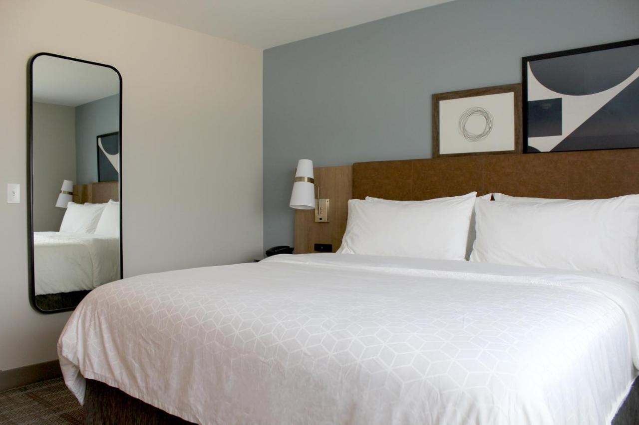Staybridge Suites - Iowa City - Coralville By Ihg Dış mekan fotoğraf