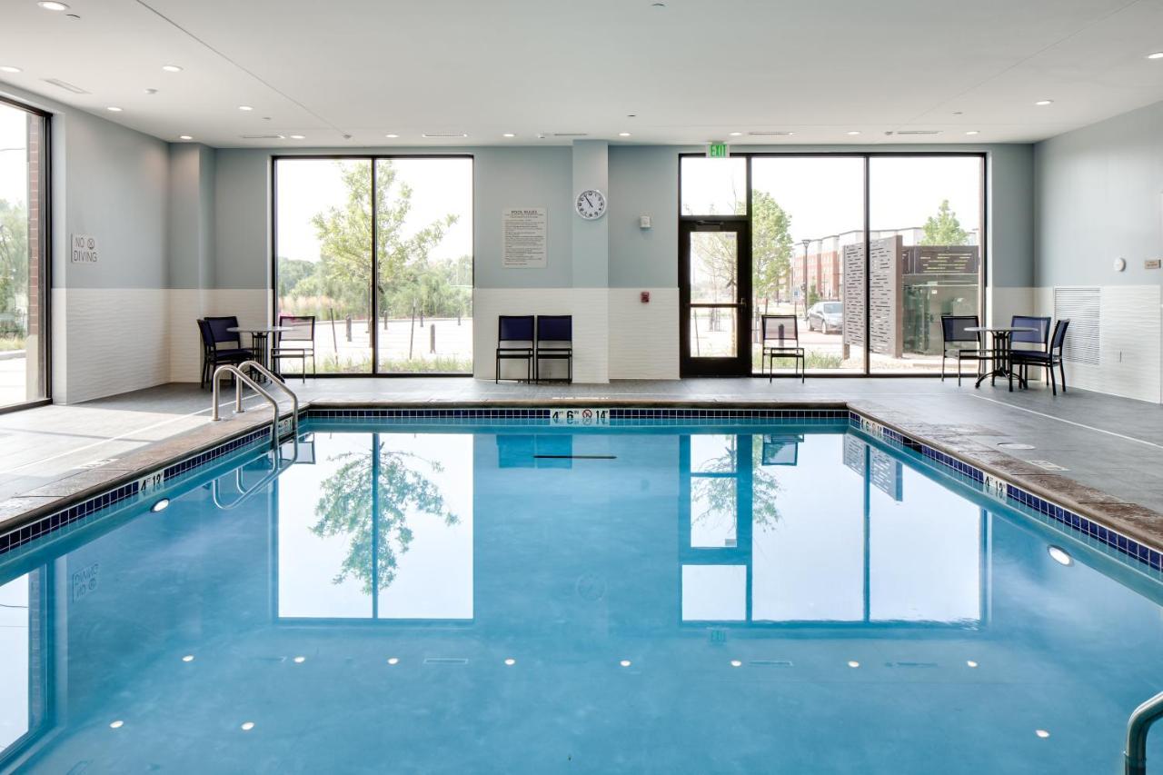 Staybridge Suites - Iowa City - Coralville By Ihg Dış mekan fotoğraf