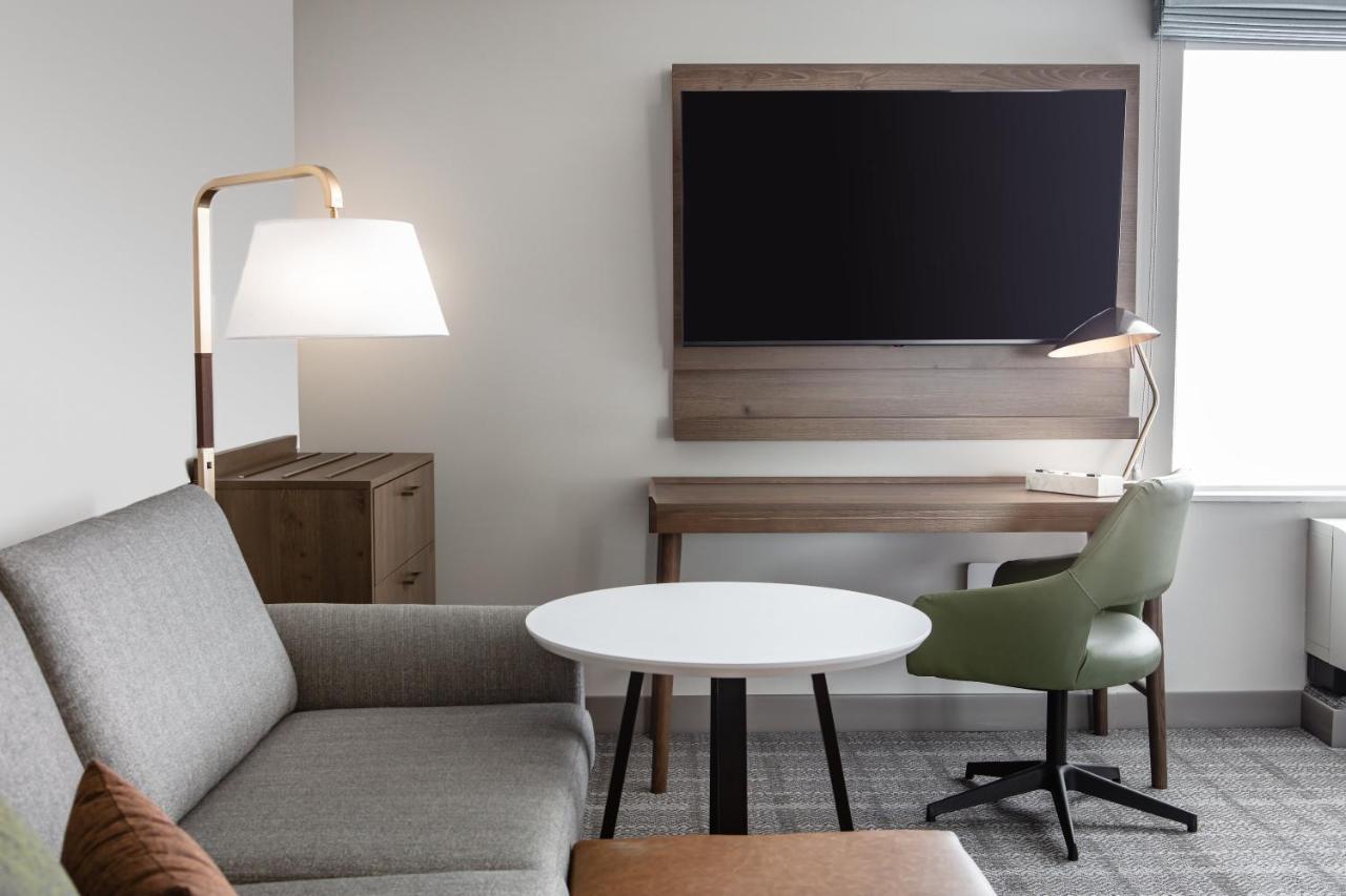 Staybridge Suites - Iowa City - Coralville By Ihg Dış mekan fotoğraf